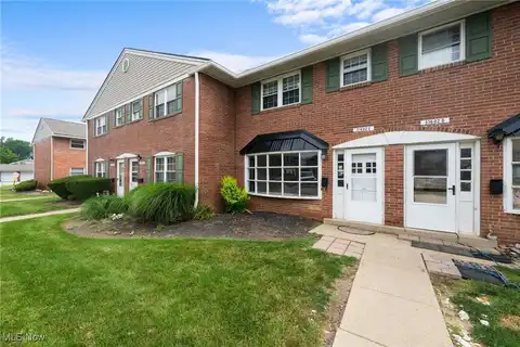 31602 N Marginal Road unit: C, Eastlake, OH 44095