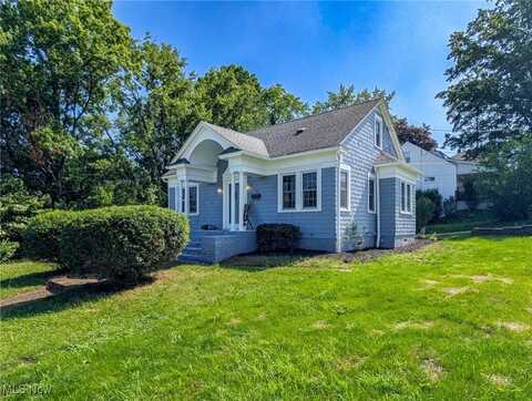 187 3rd Street NE, Barberton, OH 44203