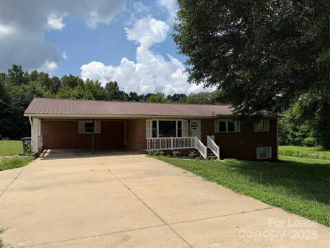 133 Jo Monni Loop, Statesville, NC 28625