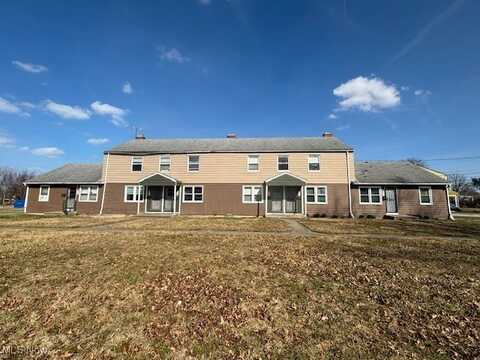 900 S Central Drive, Lorain, OH 44052