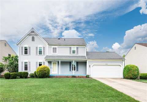 32389 S Roundhead Drive, Solon, OH 44139
