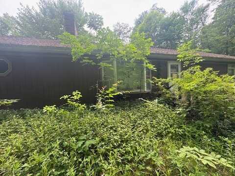 1200 Way Road, Rome, OH 44085