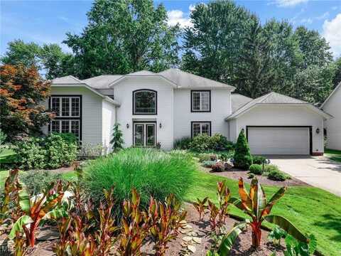 6260 Coldstream Drive, Highland Heights, OH 44143