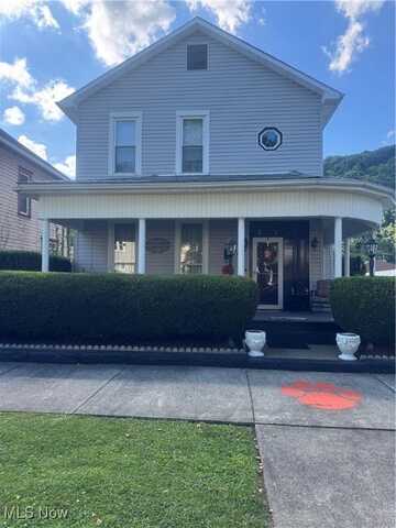 609 Broadway, Wellsville, OH 43968