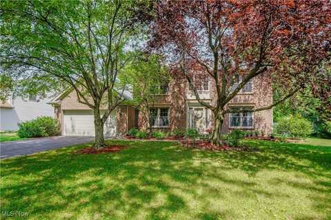 730 Hunters Run, Perrysburg, OH 43551