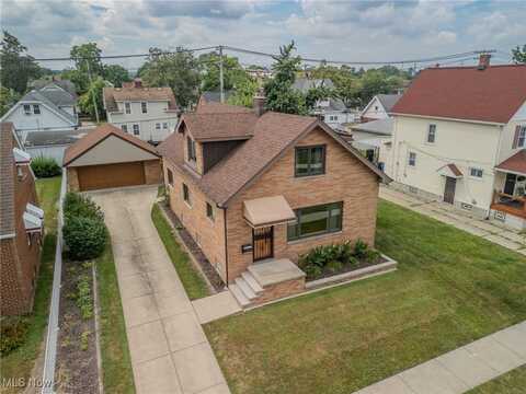 18620 Arrowhead Avenue, Cleveland, OH 44119