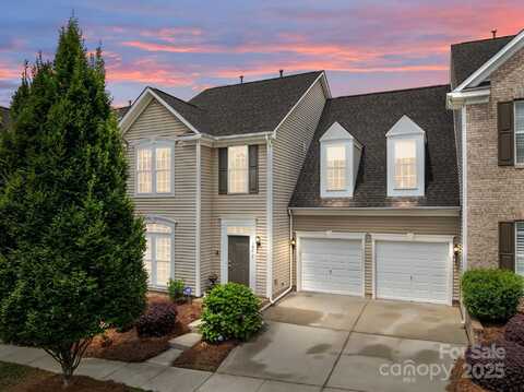 10217 Linksland Drive, Huntersville, NC 28078