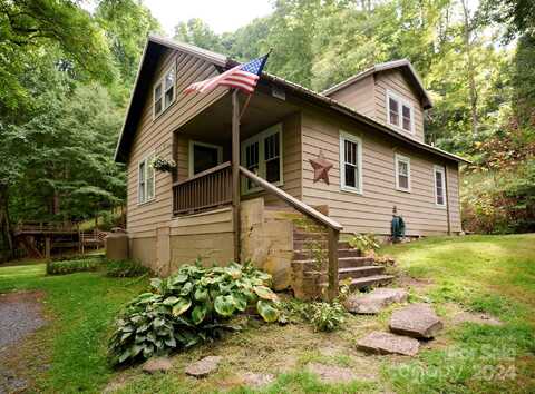 245 Tom Laws Lane, Elk Park, NC 28622