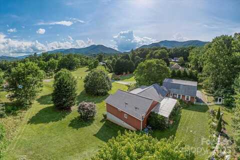 116 Dolata Lane, Waynesville, NC 28786