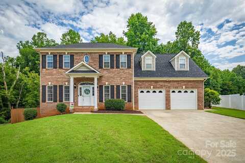 2640 Ironwood Drive, Hickory, NC 28602