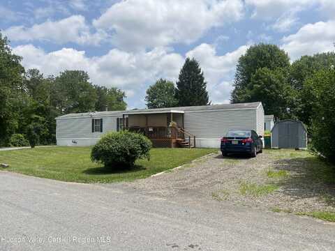 16 Spruce Street, Hudson, NY 12534