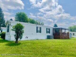 16 Spruce Street, Hudson, NY 12534