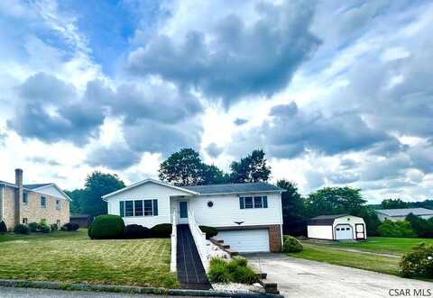 702 25th Street, Windber, PA 15963
