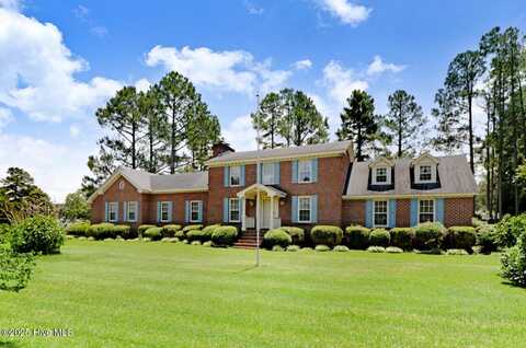 9222 Midway Road, Bailey, NC 27807