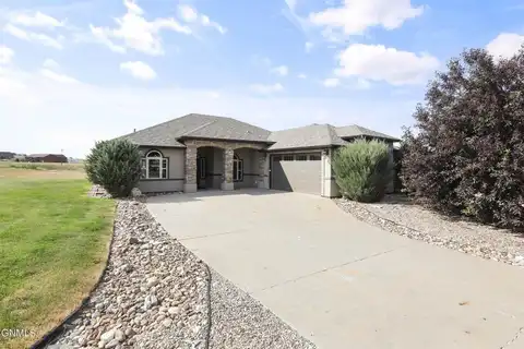 2004 16th Street East, Williston, ND 58801