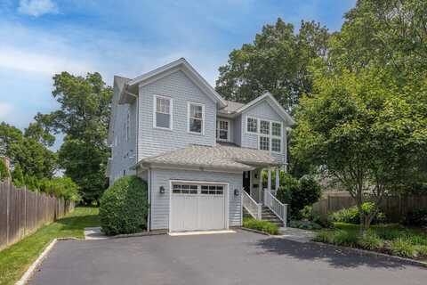 35 Millard Street, Fairfield, CT 06824