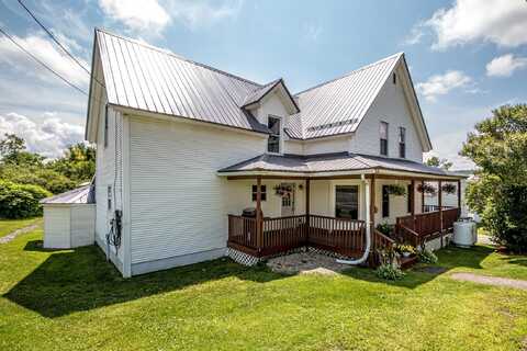 105 West Main Street, Lunenburg, VT 05906