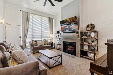 5659 WOODSHIRE, South Ogden, UT 84403