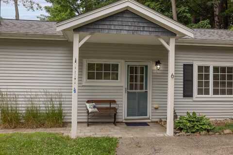 34 Floral Avenue, Dover, NH 03820