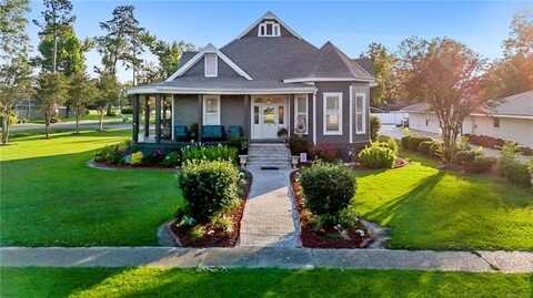 301 N 7TH Street, Ponchatoula, LA 70454