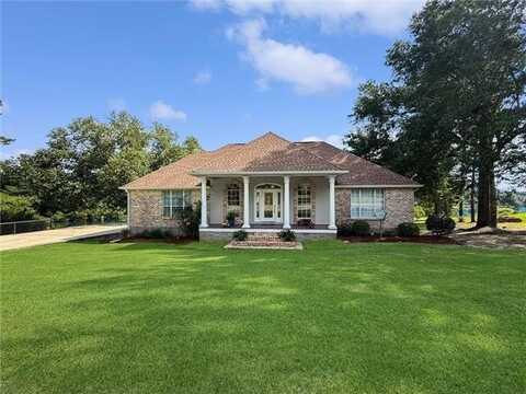 19504 PINEWOOD Road, Bogalusa, LA 70427