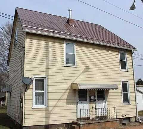 330 Columbia St, Baden, PA 16001