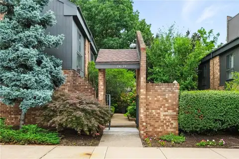38 Foster Sq, Central, PA 15212