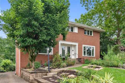 133 Hartwood Dr, Point Breeze, PA 15208