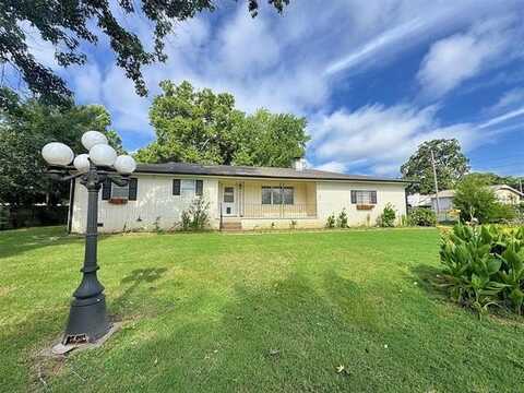 1501 N Vinita Avenue, Tahlequah, OK 74464