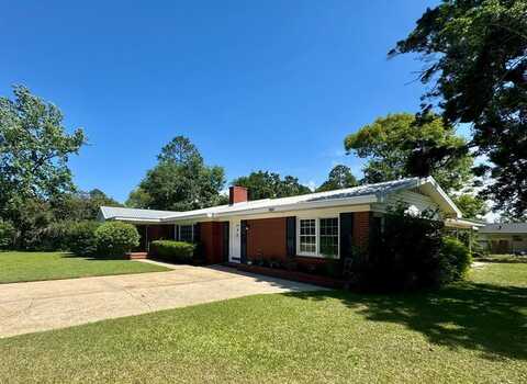 1804 Meadowlark, Douglas, GA 31533