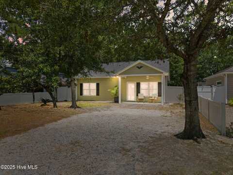 112 NW 3rd Street, Oak Island, NC 28465