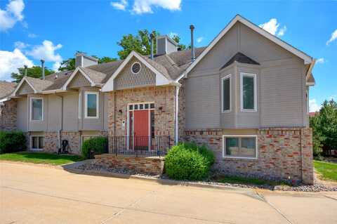 8178 Dellwood Drive, Urbandale, IA 50322