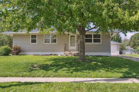 305 Northview Drive, Waukee, IA 50263