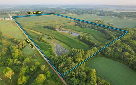 220th Avenue, Hartford, IA 50118