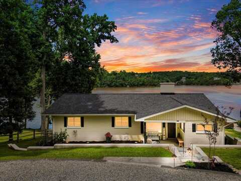 6127 Buzzards Roost Road, Radford, VA 24141