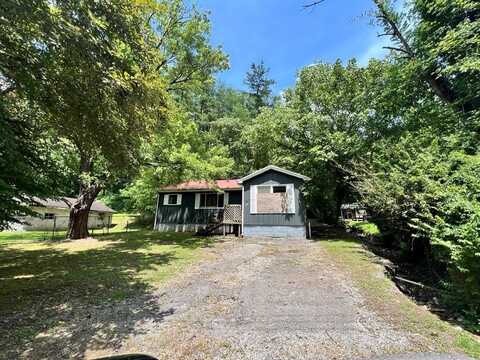 387 Harolds Branch, Pikeville, KY 41501