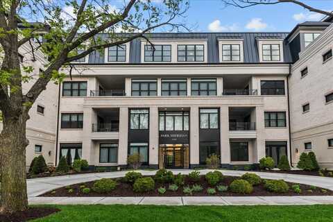 1950 Sheridan Road 103, Highland Park, IL 60035