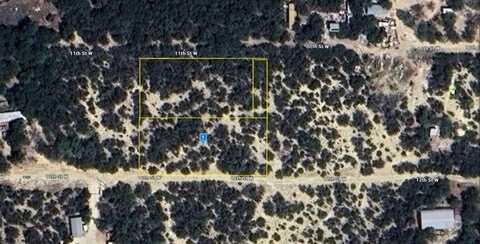 682 12th Street W, Lakehills, TX 78063