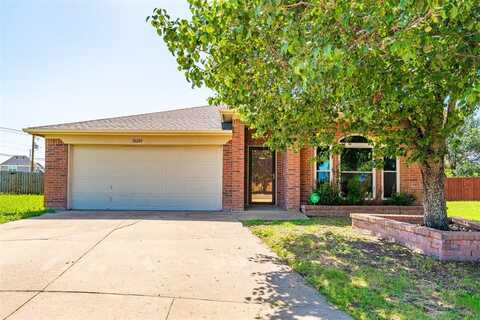 10201 Eureka Springs Court, Fort Worth, TX 76108