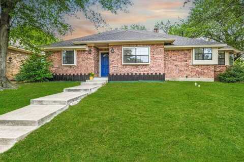 2405 Castle Street, Irving, TX 75038