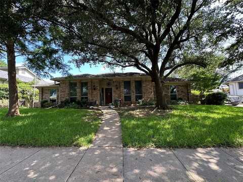 413 Blue Jay Court, Bedford, TX 76021