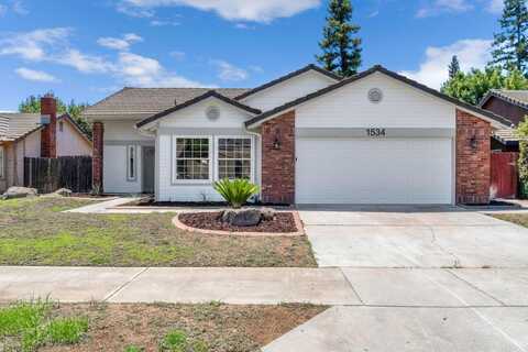 1534 Princeton Avenue, Madera, CA 93637