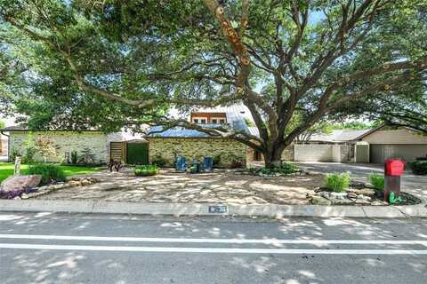 36 Legend Road, Benbrook, TX 76132