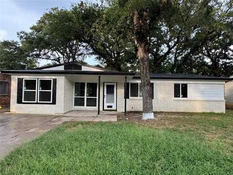 6521 Truman Drive, Fort Worth, TX 76112