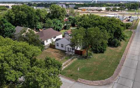 1833 Dallas Street, Grand Prairie, TX 75050