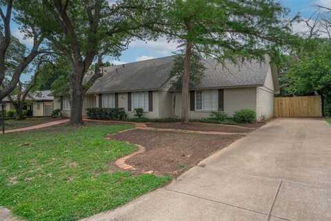 4609 Barwick Drive, Fort Worth, TX 76132