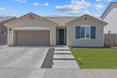 3531 Laura Court E, Visalia, CA 93292
