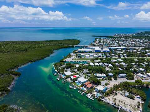 220 Tide Avenue, Plantation Key, FL 33070