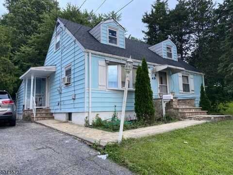 49 Hillairy Ave, Morristown, NJ 07960