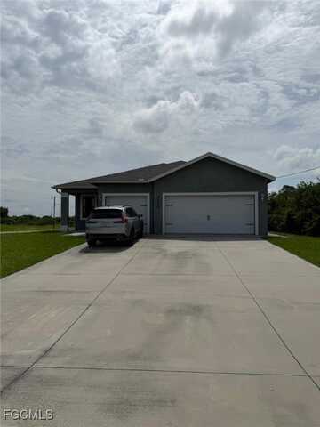 3030 Iris Circle, Labelle, FL 33935